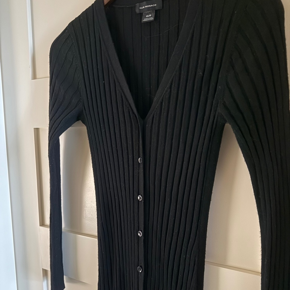 Club Monaco 100% Wool